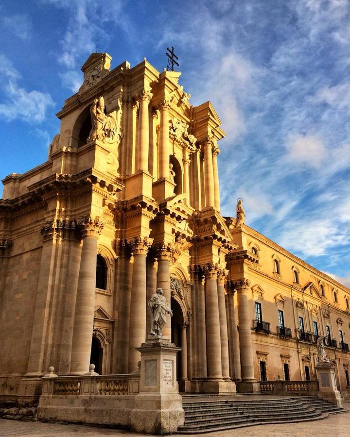Amuni' Sicily Guest House Syracuse Exterior photo