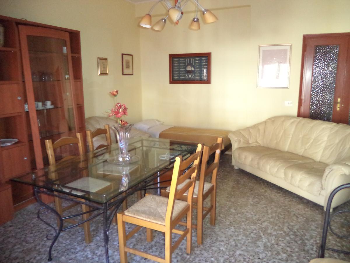 Amuni' Sicily Guest House Syracuse Exterior photo